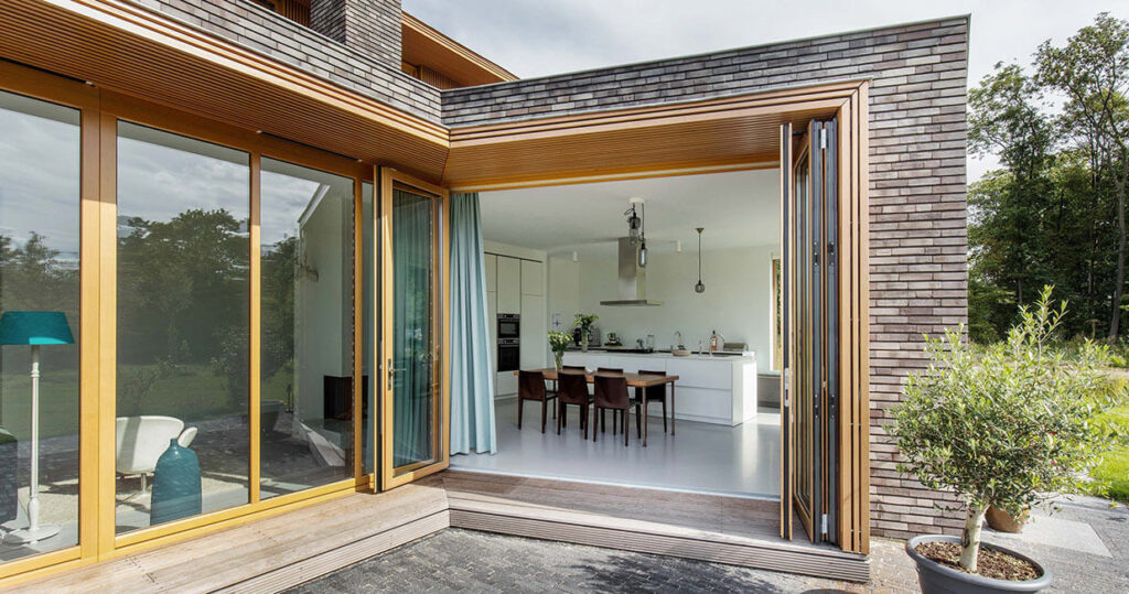 Bi-Folding Door Woodline